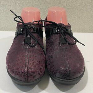 WOLKY "Muse" Lace Up Loafer Low Wedge Textured Leather & Patent, Wine - 9.5